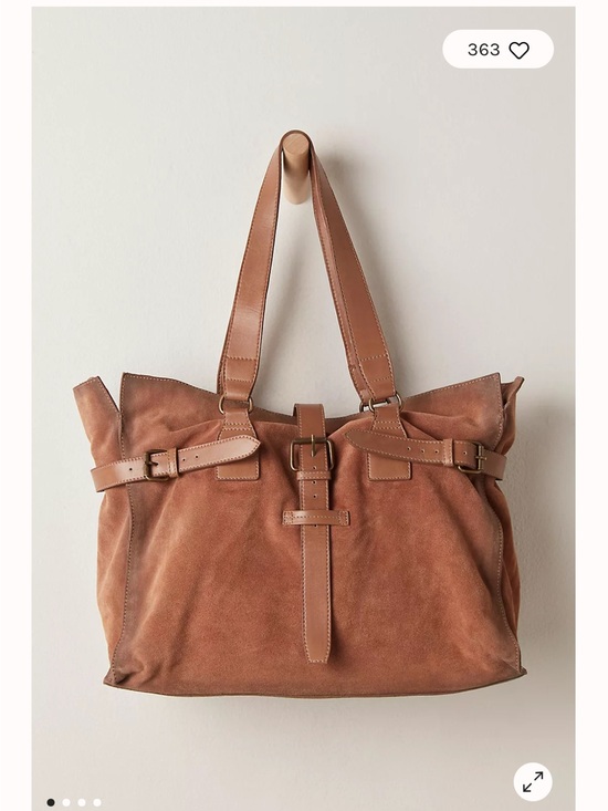 Free People Handbags - Free People Wild Thing Suede Tote